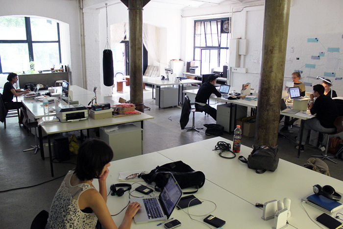 How Co-working Spaces Help Startups &amp; SMBs?